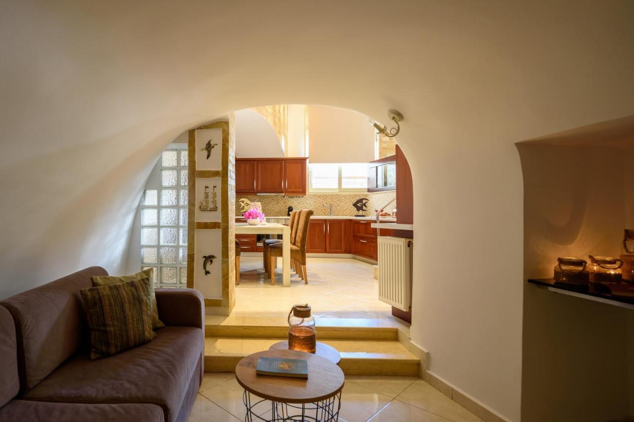 Suite Home Santorini Тира Экстерьер фото